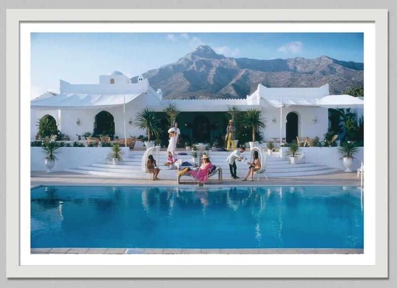 Retro Poolside Host Luxury Lif - огляд і ціна Luxury Lifestyle Homes