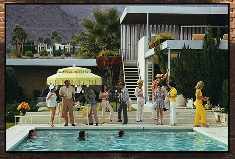 Retro Poolside Host Luxury Lif - огляд і ціна Luxury Lifestyle Homes