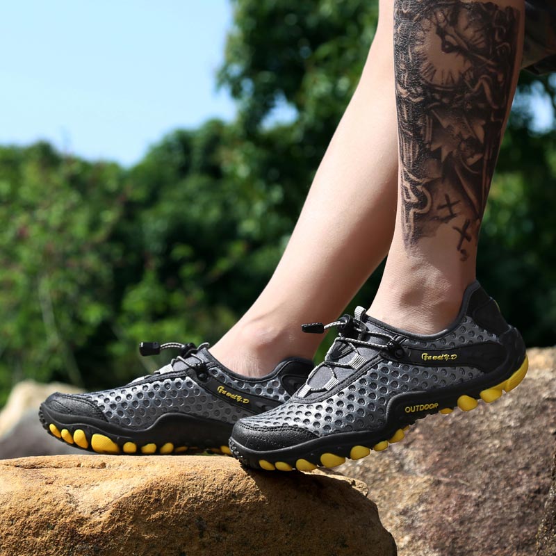 trekking mountain mens sports  - огляд і ціна Luxury Lifestyle Hospitality