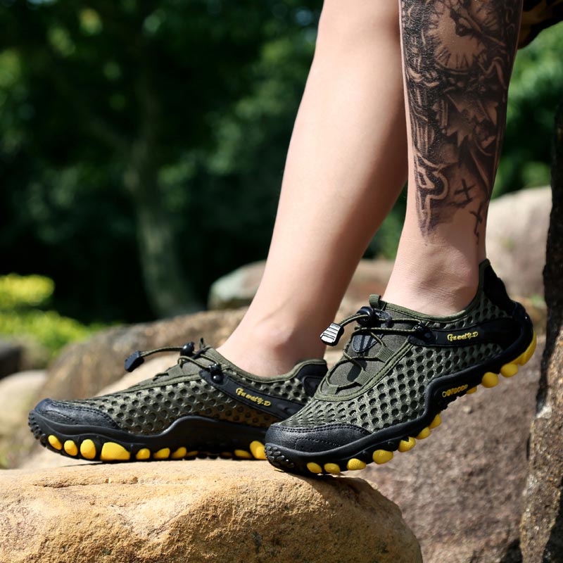 trekking mountain mens sports  - огляд і ціна Luxury Lifestyle Hospitality