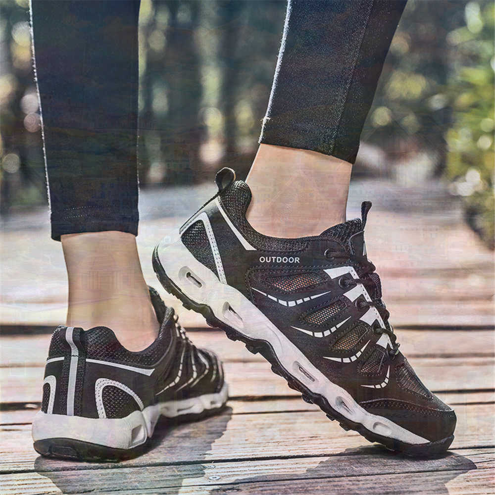Sumer Round Tip Silver Sneaker - огляд і ціна Luxury Lifestyle Shows