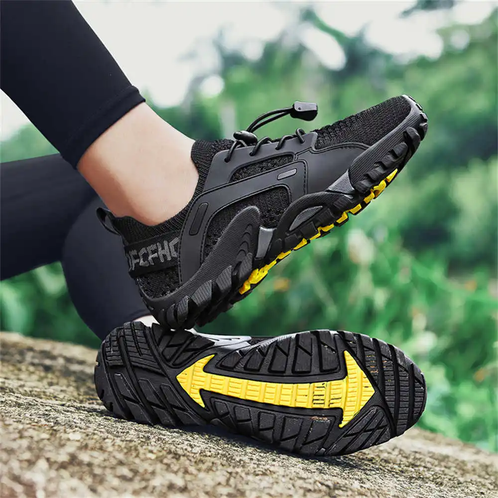 40-44 Size 46 Summer Hiking Bo - огляд і ціна Luxury Lifestyle Shows