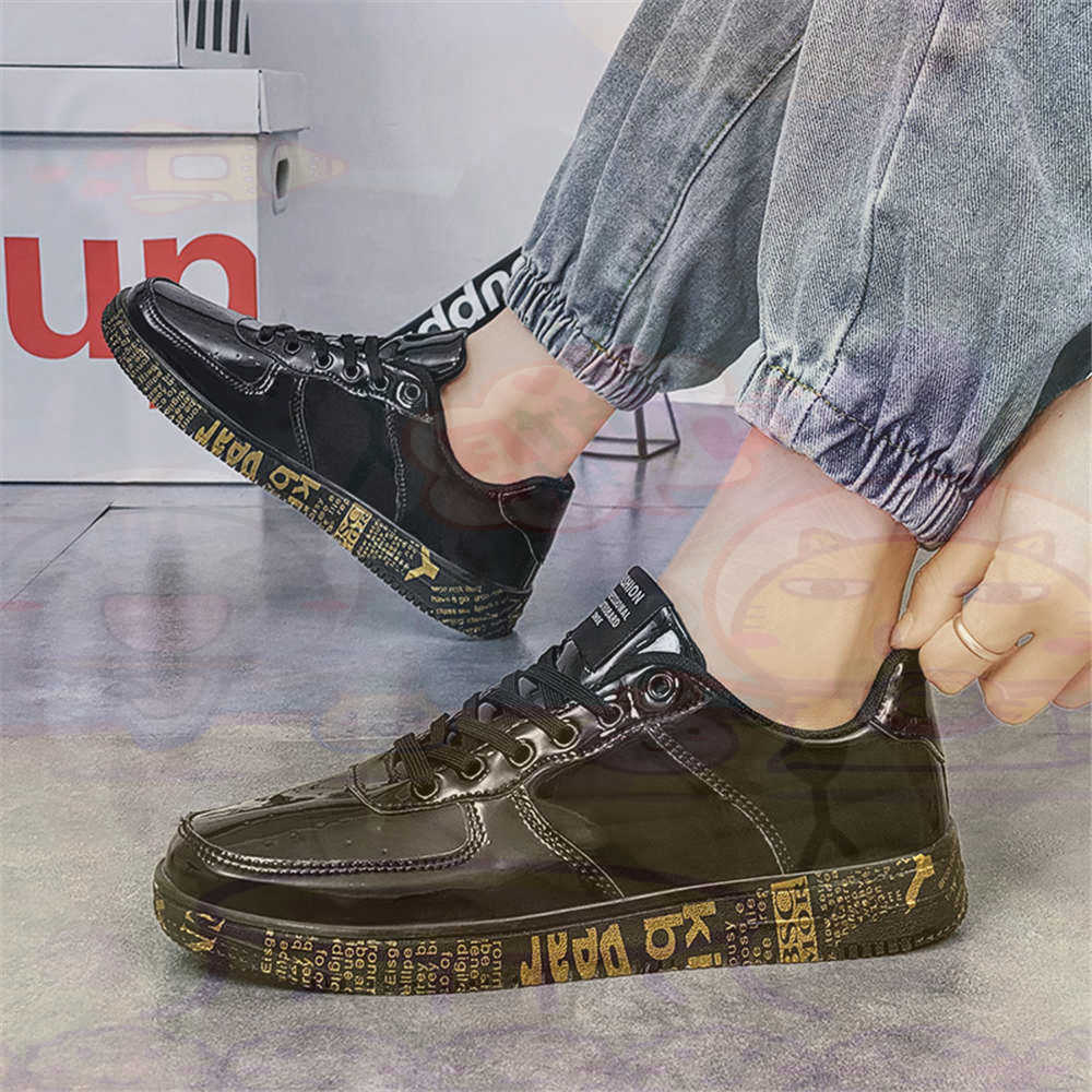 Round Foot Size 45 Sneakers Wh - огляд і ціна Luxury Lifestyle Shows